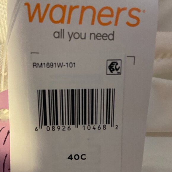 **Warner's** Women's Blissful Benefits Back-Smoothing Comfort Wireless T-Shirt - Picture 4 of 5